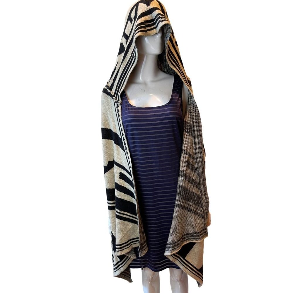 Look Women’s Cardigan Sweater Open Front Long Sleeve White Black Size Large